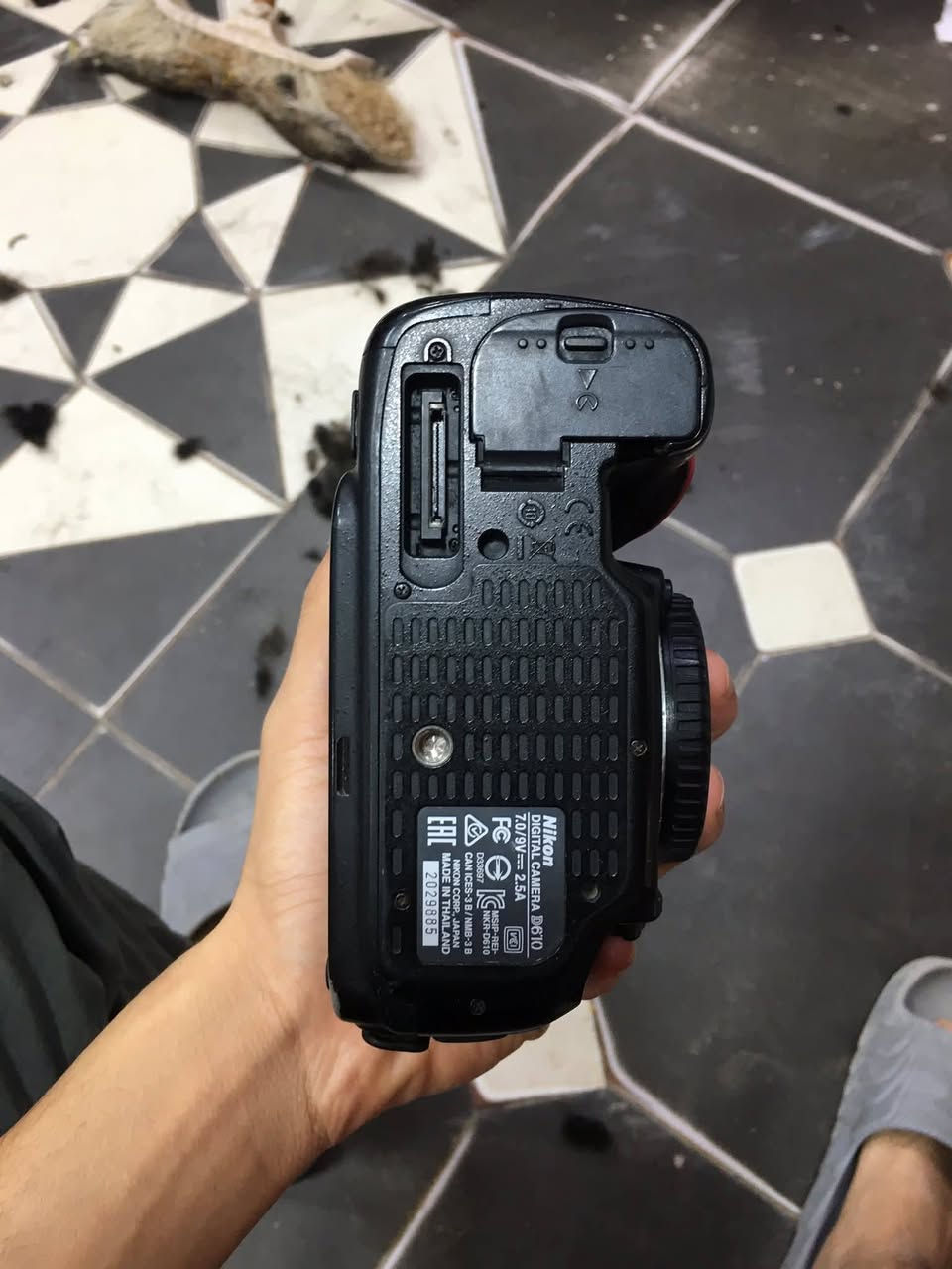 كامره نيكون 610فول فريم لل مراوس شعندك كامره نزل واذا عندك كامره فول افريم انطيك فرق


**إذا كنت صاحب هذا الإعلان وتريد حذفه لأي سبب، رجاءا أرسل رسالة إلى الدعم الفني**