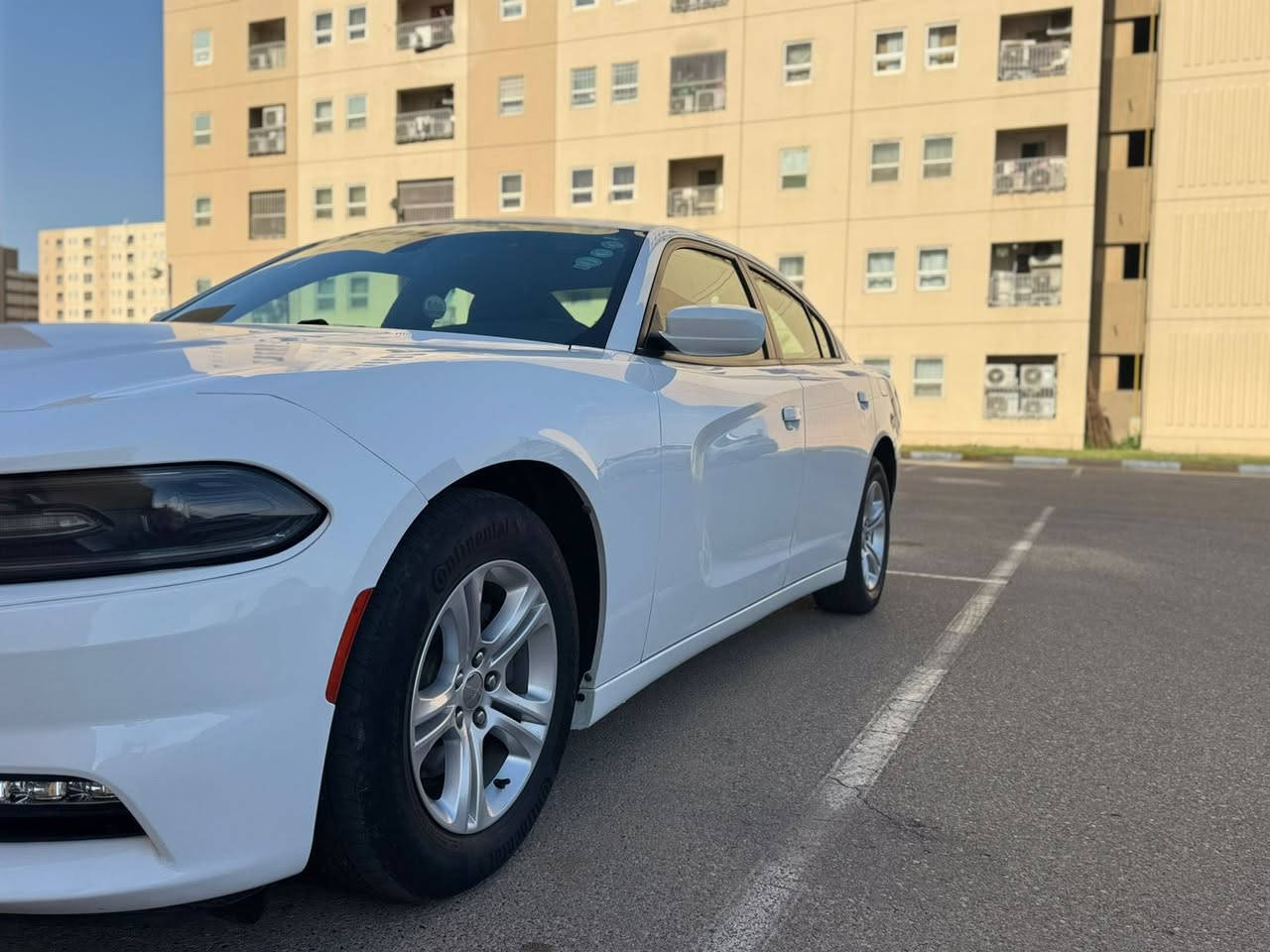 دوج چارجر 2019  SXT
كامرا
حساسات
شاشه
تشغيل عن بعد
تحكم كامل
وباقي المواصفات المعروفه
كلين تايتل ماشيه 120 ميل 
المكان بغداد 
اتصال /***********/***********
