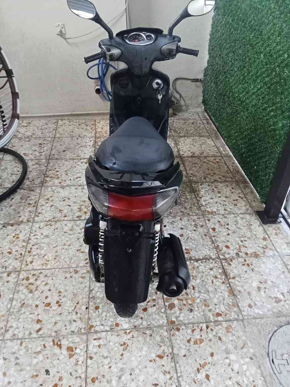 سكنس نثيه 140للبيع موقع الغزاليه
***********
