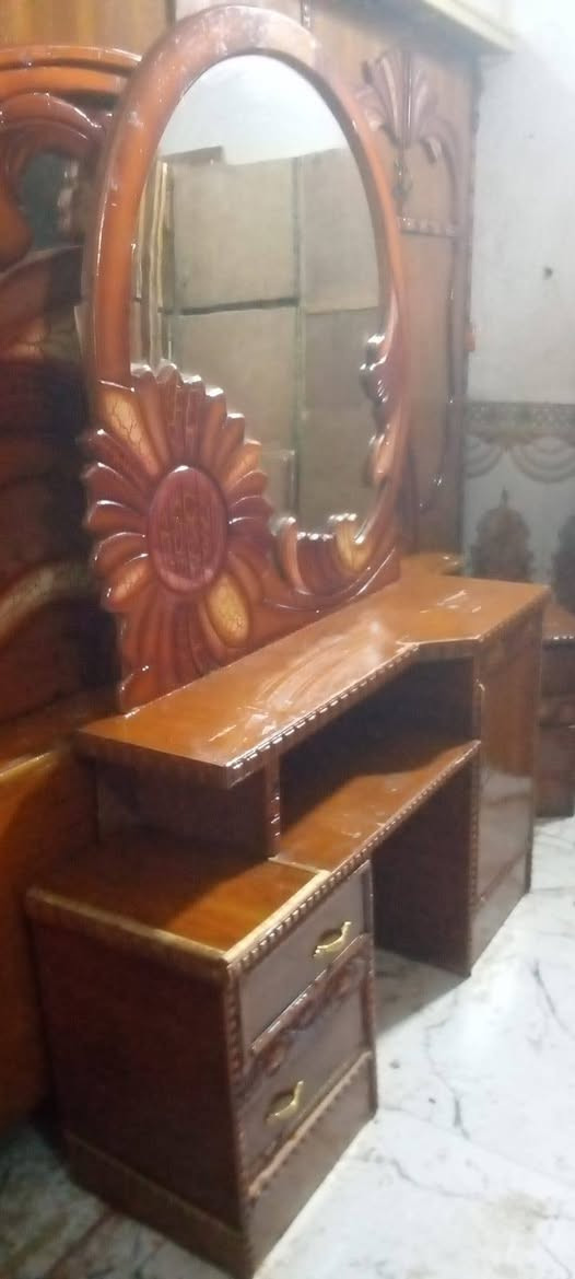 غرفة للبيع صاج ٦ملحق كاملة مابيهه اي نقص نضيفه مكان بغداد ابوغريب الشهداء لسعر ٤٠٠بيهه مجال تصل ***********%***********بي واتساب
