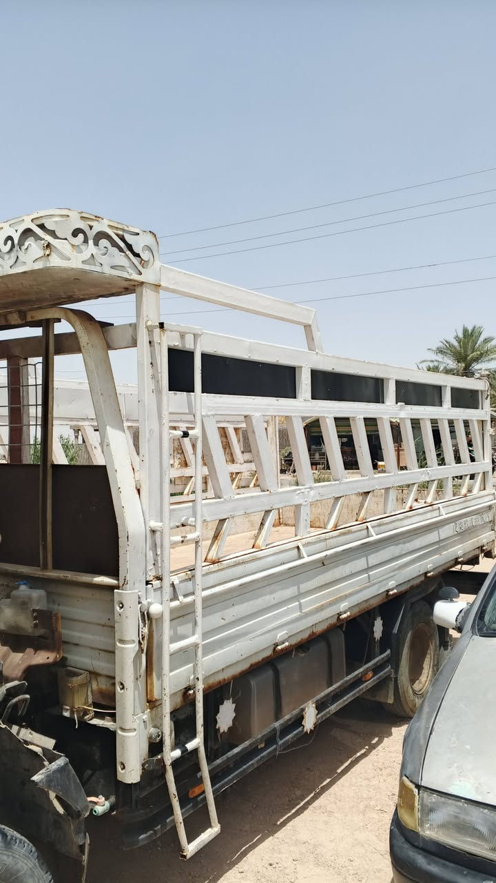 سلام عليكم
محجر للبيع الطول 4متر20س
العرض 2متر24س
الارتفاع 90س
تانكي كاز فافون 100لترللبيع
درع أمامي للبيع 
نظافه ميه بالميه
مكان نجف مشخاب 
***********
