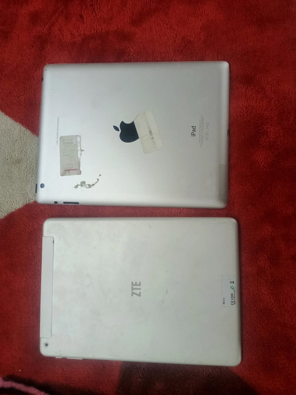 ايبادات 2 امزون واحد 16 ذاكرته واحد 64 سعرهن قفل 80 رخص الزبل حشاكم سكني 5 ميل


**إذا كنت صاحب هذا الإعلان وتريد حذفه لأي سبب، رجاءا أرسل رسالة إلى الدعم الفني**