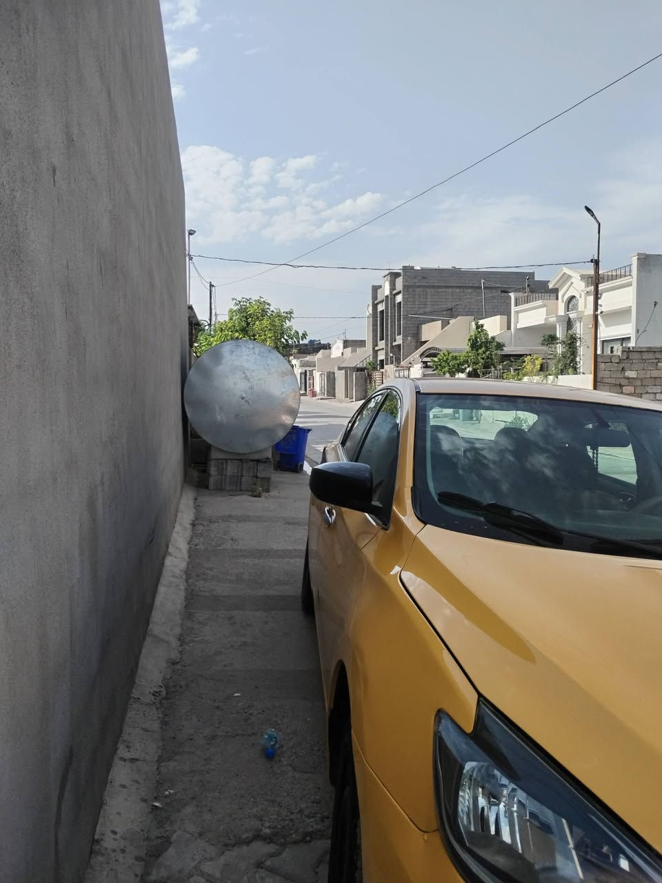 البيع السنترا موديل 19 فول أمريكي بصمه رقم سنويه هزه جديد بسمي سياره ***********
