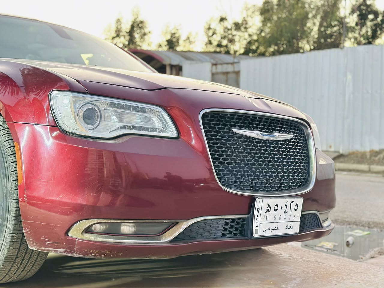 اوباما لون كرزي موديل 2017 نوع c300
محرك 3600 المرغوب 
وارد امريكي 
جاملغ خلفي كص بدون شاصي
جاملغ امامي صبغ 
بنيد كلير من امريكة
بدون شواصي 
بصمة تشغيل 
تشغيل عن بعد
بانوراما
تبريد قطعتين 
تو ويل 
داخل جلد بيجي 
لايت زنون اصلي
ويل قياس 18 مكسيكي 
تخم تاير كوري 
عليه ادامة كامله 
السيارة عليه نصبة تخبل  

السعر ١٩٥ بيهة مجال 

مكان الشعب سوق  4000 

***********
