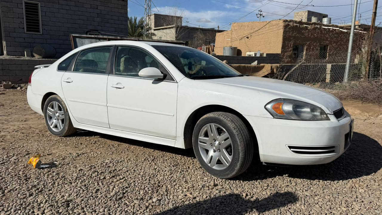 � شفروليه امبالا 2012 للبيع
🔹 محرك 3600 قوي وناعم
🔹 فتحة سقف
🔹 اللون أبيض ملكي
🔹 رقم صلاح الدين
🔹 تحكمات ستيرن على وضع الشركة
🔹 السيارة كلين
🔹 بيها ملاحظات صغيرة جداً
🔹 سنوية غير نافذة

السيارة استخدام يومي، ماشية بصورة طبيعية ومحركها ممتاز، وما تحتاج شي
مكان السياره ناحية الزاب
السعر 107وبيها مجال 
اتصل وتدلل ***********
