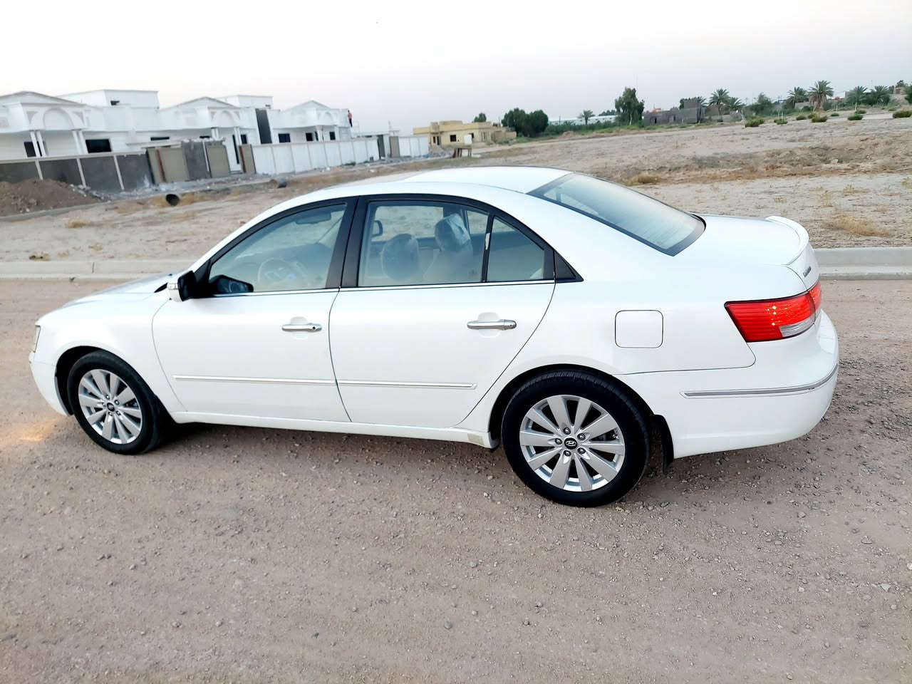 يالله السلام عليكم
هونداي سوناتا موديل 2010

#رقم_بابل مميز 

خليجي 

السياره جديده جداً وع وضع الشركه 

كفاااااله عامه  

فووووول مواصفات 1/1

فتحه

صاج

داخل بيجي 

السياره جديده جداً وكفاله عامه  عده الهلال الخلفي

اجدد واحلى من الصور

السياره جديده جدًا

محرك  2.4 شرط مامفتوح

جاهزه من كلشي اي نقص مابيه 

كير محرك حداديه 

تخم تاير  تبريد ثلج 

للاستفسار 

***********

مكاني بابل الشوملي
