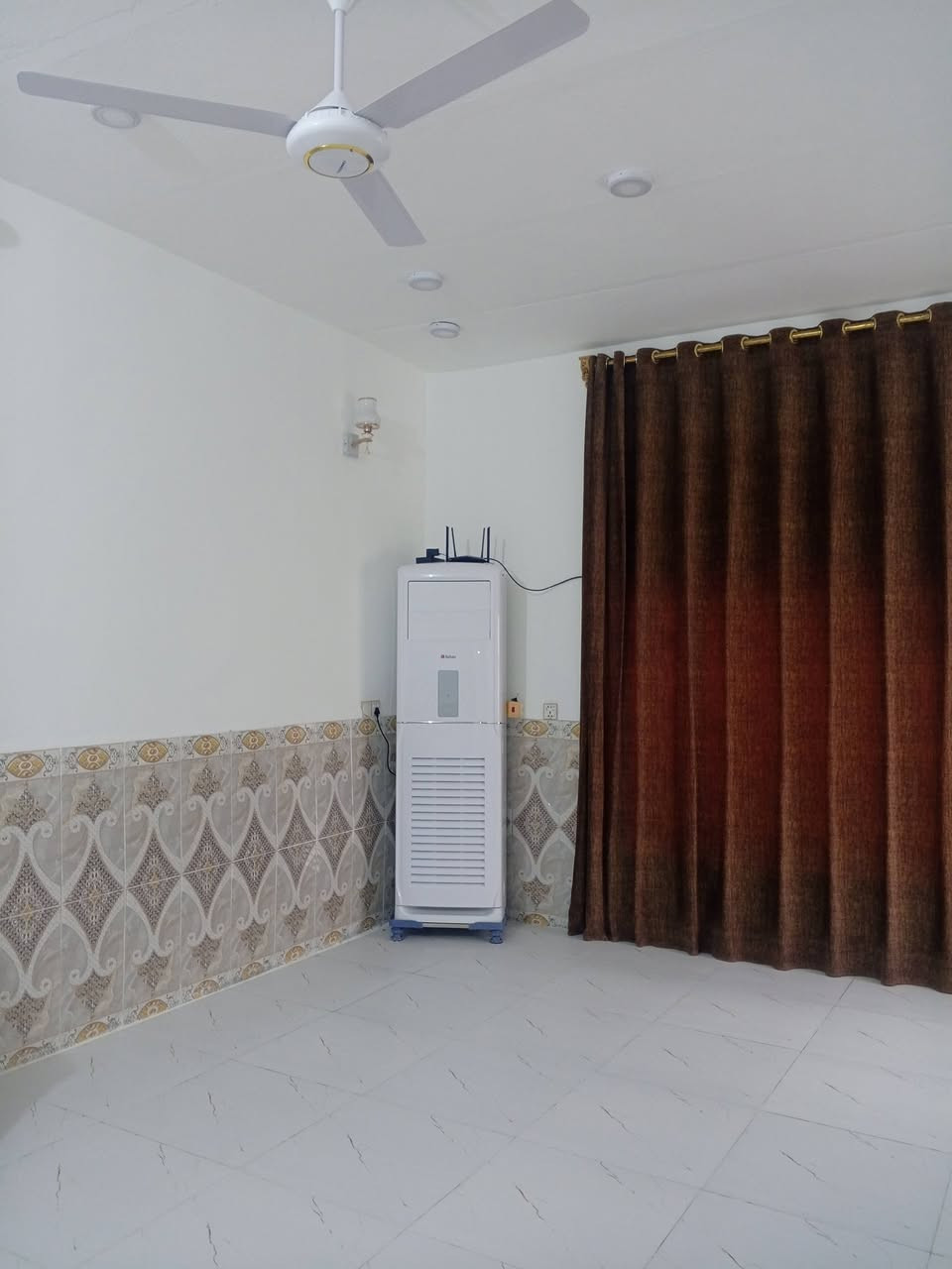 🏡 دار للبيع
📍 الموقع: حي الأسرى
📐 المساحة: 200 متر
🔹 التفاصيل:
غرفتين نوم
هول
مطبخ
استقبال
البناء: أبلوك درجة أولى
✨***********
