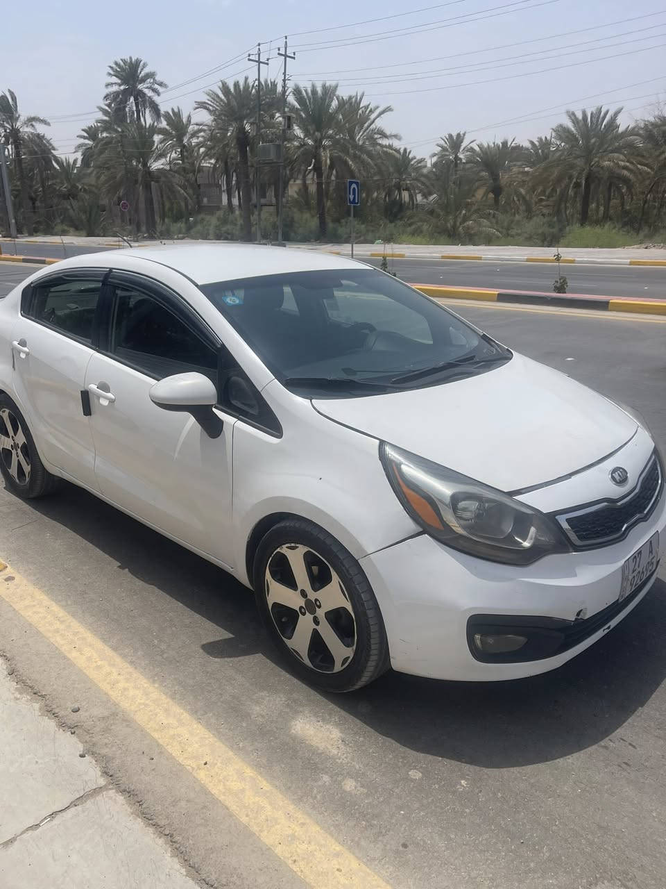 السلام عليكم للبيع كيا ريو موديل 2015 امريكي
مكينه 1600 حادثها جاملغ وبنين ومصلحات نفسهن السياره كلها ليبل واحد ما مبدل بيها شي مكينه وكير وتبريد مكفولات 
رقمها ذي قار بسمي مشروع وطني اي محافظه تداور حداديه نص عمر 50 /100 مكاني كربلاء  الاتصال ***********
السعر 78 وبيها مجال
