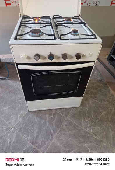 طباخ مصري كلش نظيف 
سعر 90
توجد خدمة توصل بكرو
الشراي يراسل الصفحة أو يتصل *********** أو وتساب
