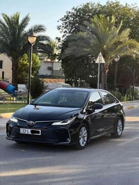 كورلا 2023 خليجي بانزين فقط مابيها لا صبغ ولا تبديل ولا بارد شاشه ديجي...