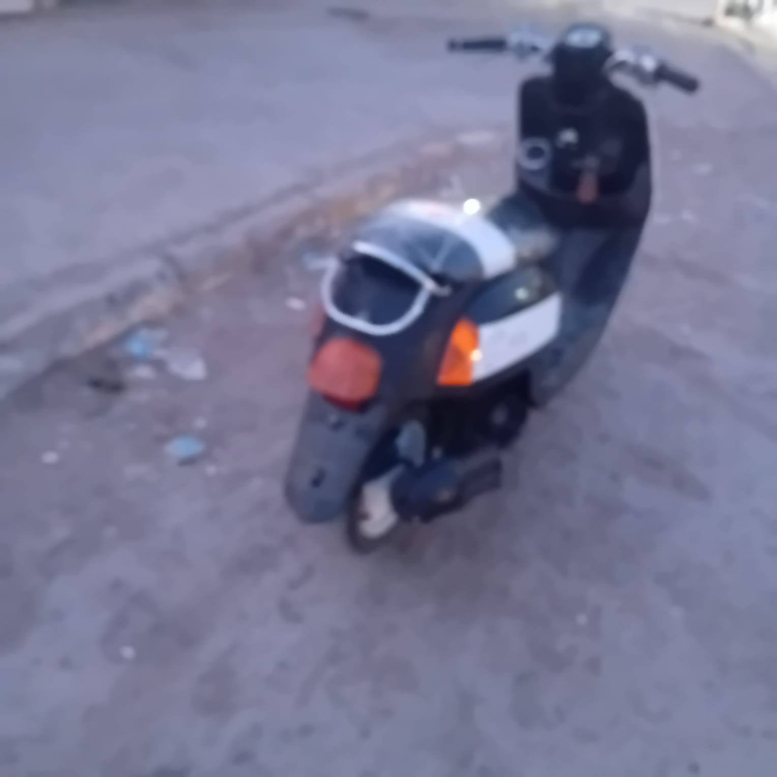 دراجه بوليسي اوراق كامله السعر 600هاتف***********
