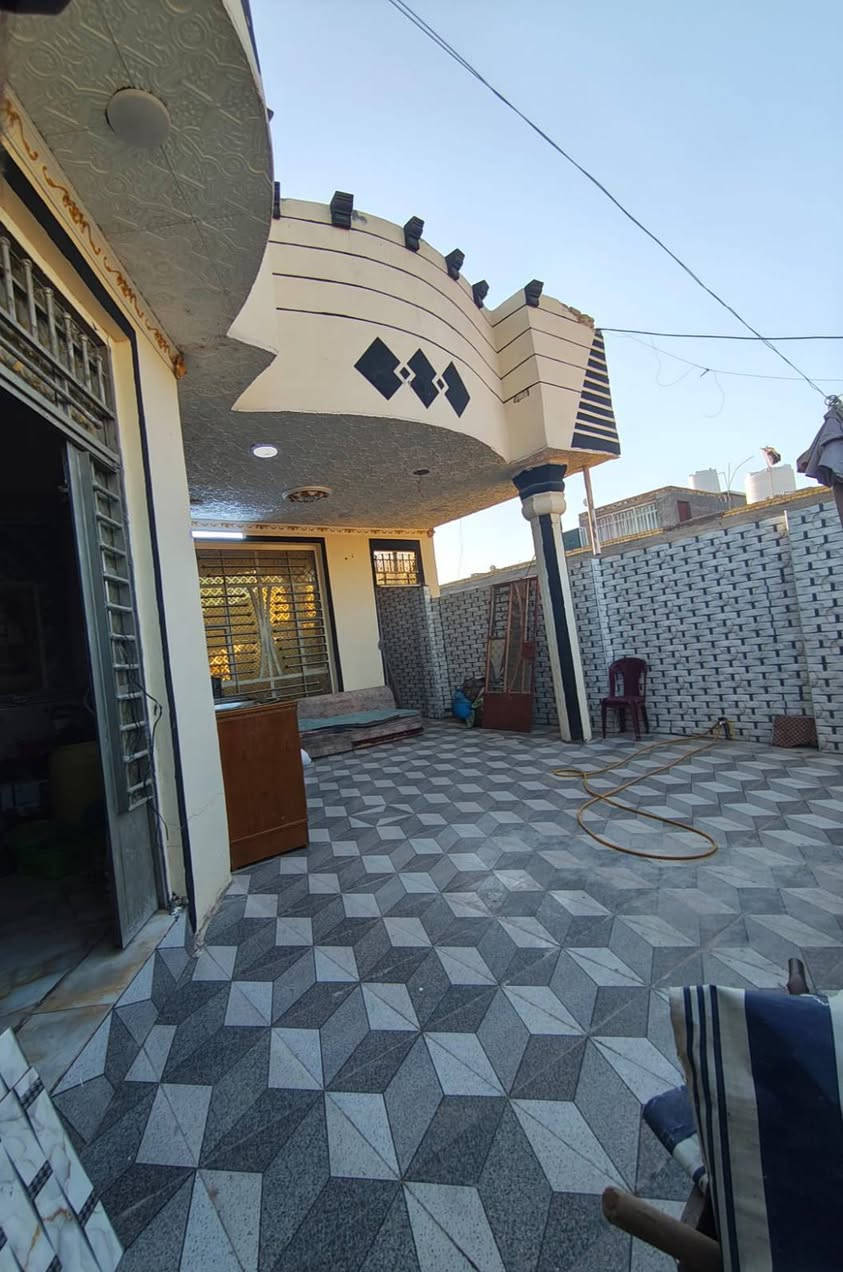 قضاء القاسم
#دار للبيع قرب مدرسه الضياء شارع حسينية ذكر الله ابو الهيمه
داخل الشارع إلى الداخل 
المساحه 200 طابو زراعي سند 25
يحتوي البيت على غرفتين نوم + صاله + استقبال + مطبخ حار بارد + صحيات داخليه وخارجي + منور حول البيت للاستفسار اكثر عن البيت الاتصال على الرقم :‏ ‏‪0772 312 7318‬‏

#مرخصة الادمن
