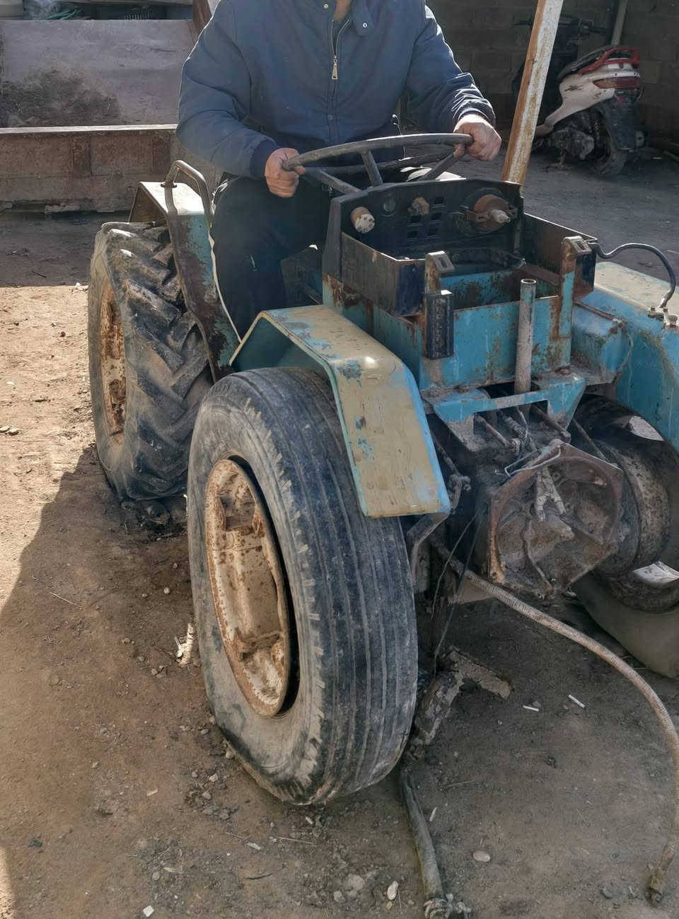 للبيع كابوته نقص مكينه ولعربانه نقص مجر مكان ذي قار قلعه سكر ‏‪***********‬‏ ابيع هل موجود سعر الاثنين  550
