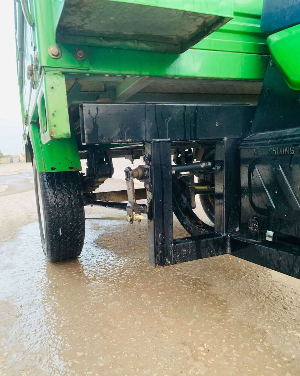 ستوته جمرة اوراق كاملة من ايدك للشارع مابيهه نقص برغي واحد موديل 22 اوراق كاملة السعر مليونين وبيهه مجال للشراي عنواني بابل الحصوه رقم الهاتف ***********
