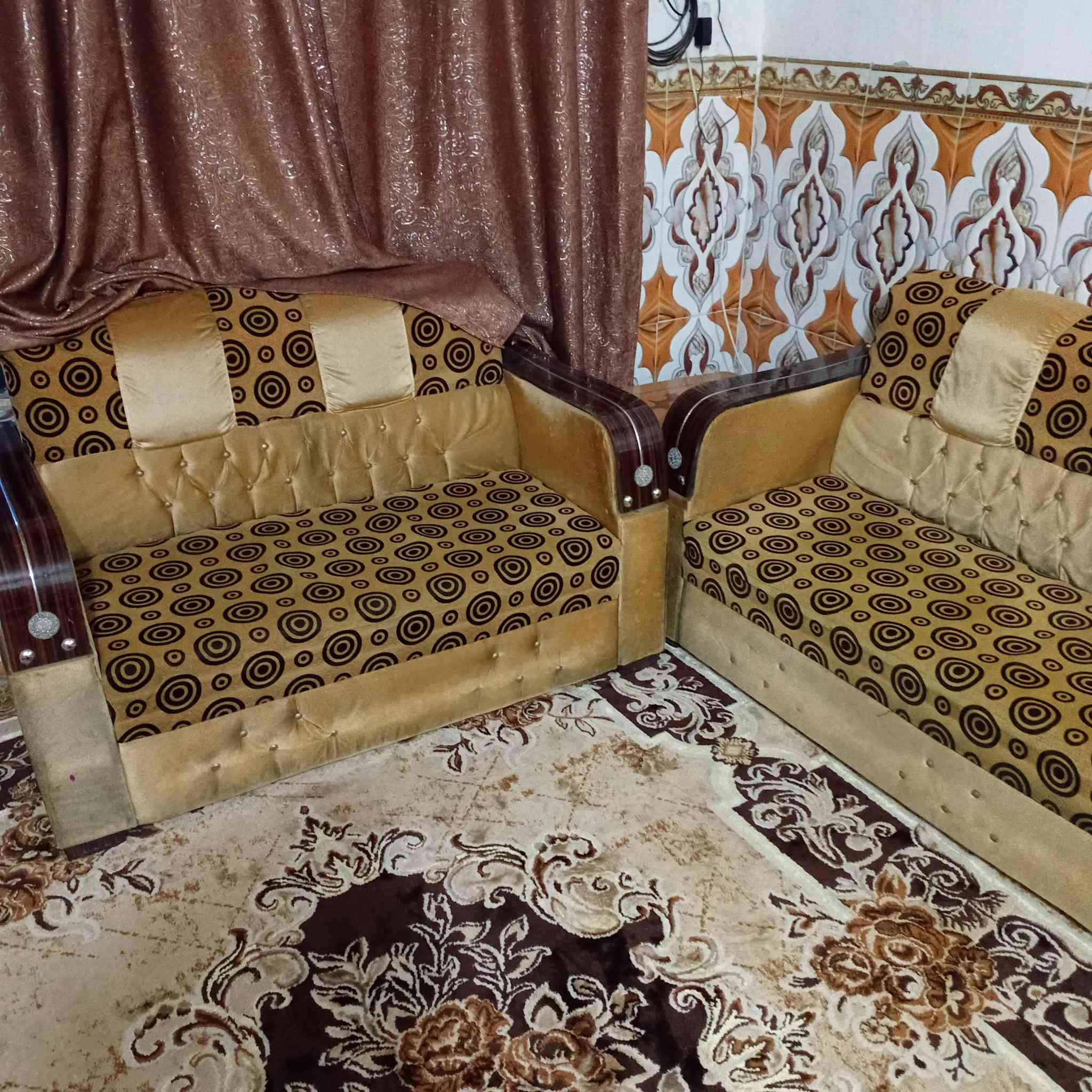 تخم للبيت ١٠مقاطع نظيف مكاني الحسينيه قرب الجسر ٢٥٠وبي مجال ***********
