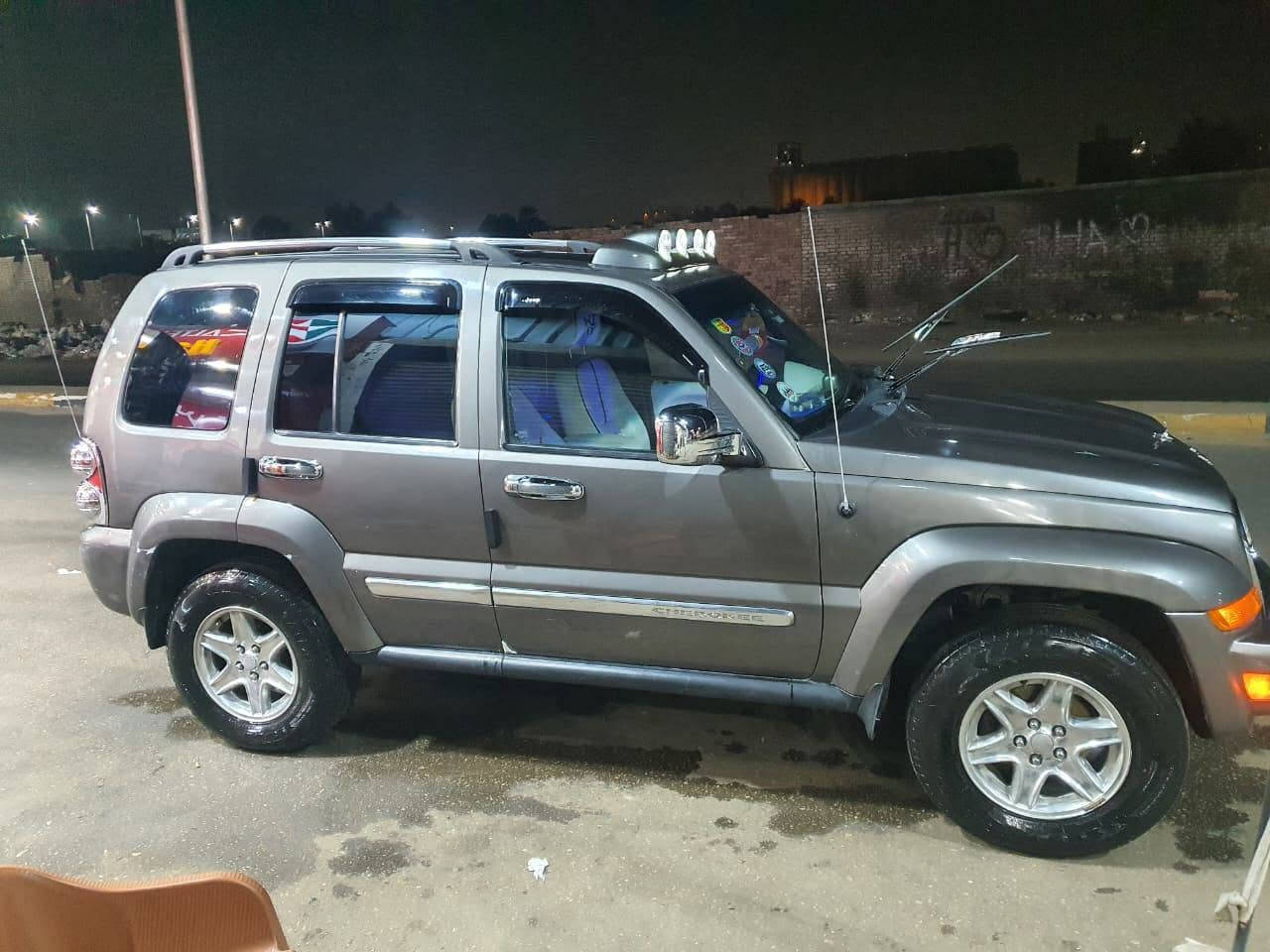 جيب لبيرتي 2007 كاملة اعلي فئة فتحت سقف بصمة كراسي كهرباء معمولها جميع الصيانات بيها غاز طبيعي حقن اميت لايت لسة معموليها سيستم تكيف كامل تكيف تلاجة رشة برا سقف ورنيش فبريكا دواخل مكانة و فتيس زيرو استيراد كاملة الصيانة عفشة و فرامل و سيرفيس ماتور كل زيرو بطارية و كاوتش زيرو 
01110021445
01101003195
مطلوب 600 وقابل للتفاوض بعد المعاينه


**إذا كنت صاحب هذا الإعلان وتريد حذفه لأي سبب، رجاءا أرسل رسالة إلى الدعم الفني**