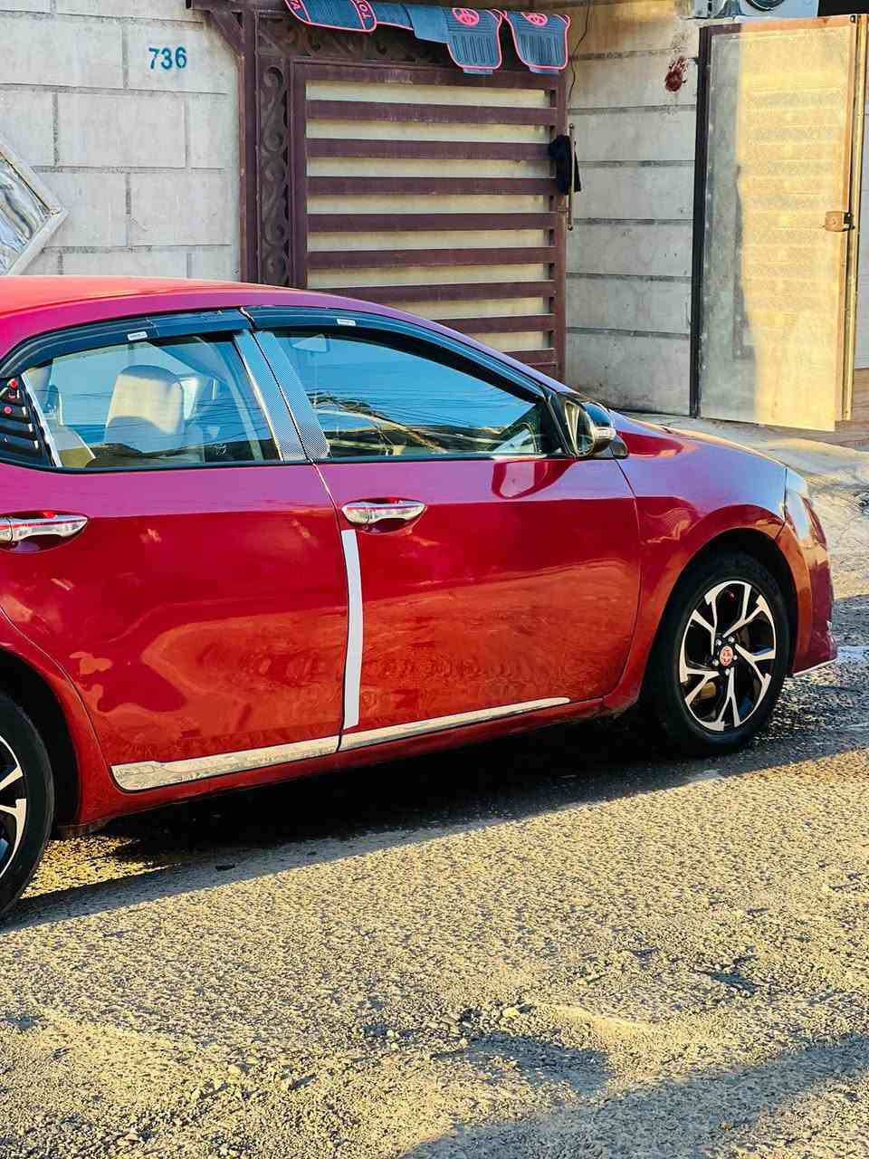 السلام عليكم كورلا2017وارد كندي 
حادثها صندوك وباب السايق امبدل أصلي فقط 
محرك كير تبريد كفاله 
السياره ناعمه بل مشي ونضيفه مال جناي
ماشيه100كم
رقم وسنويه جدد رقم بغداد
ب116وبيها مجال بسيط
مكان السياره بغداد ‭0771 428 5986‬ بغداد, العراق
