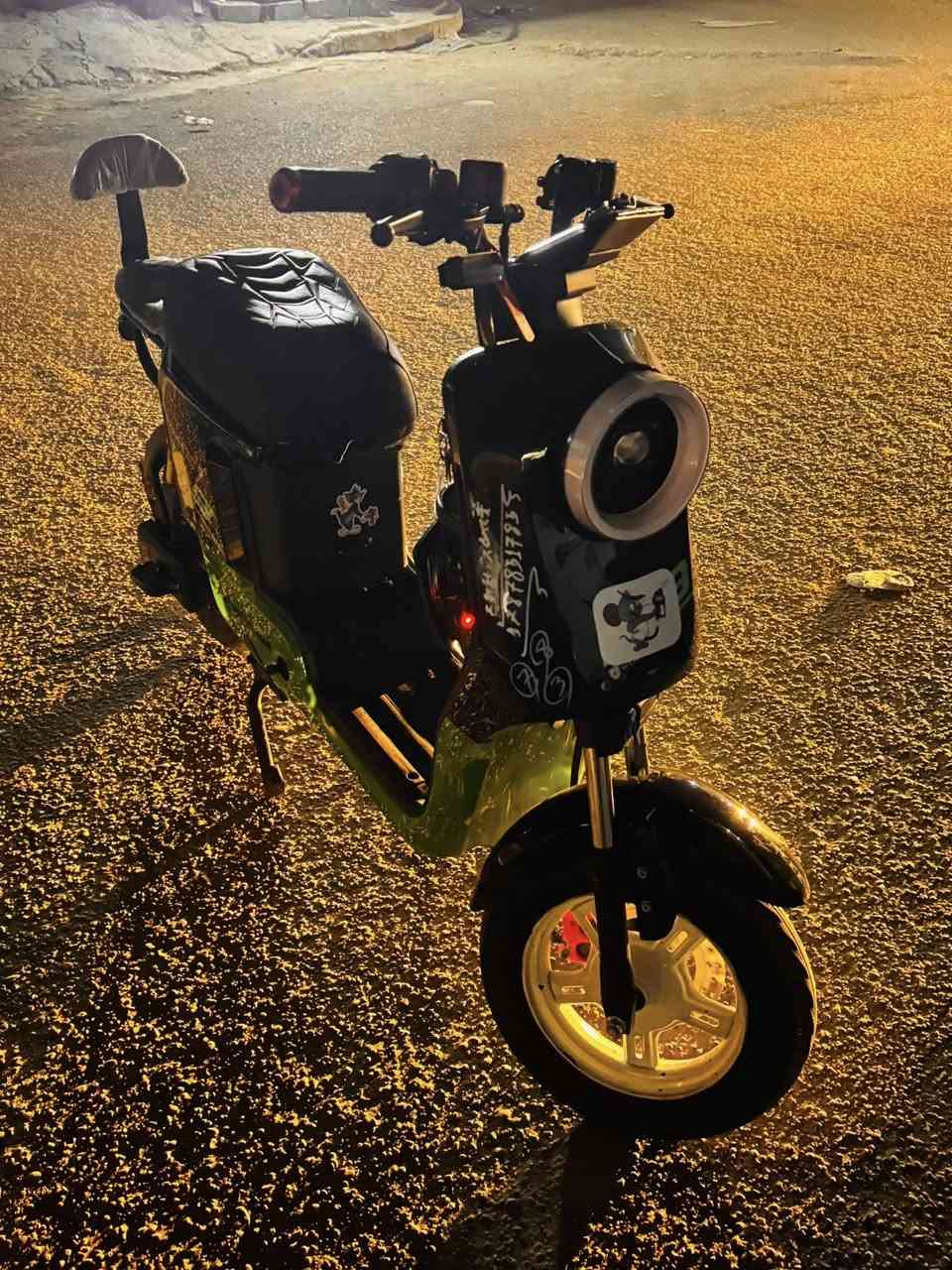 للبيع دراجه جديده بطاريات جدد دراجه نضيفه كهربائيات كلها شغاله كلوب واحد ما عاطل بيها ب٥٠٠ وبيها مجال 
رقم ‭٠٧٨٩ ١٨١ ٨٩١٤‬
