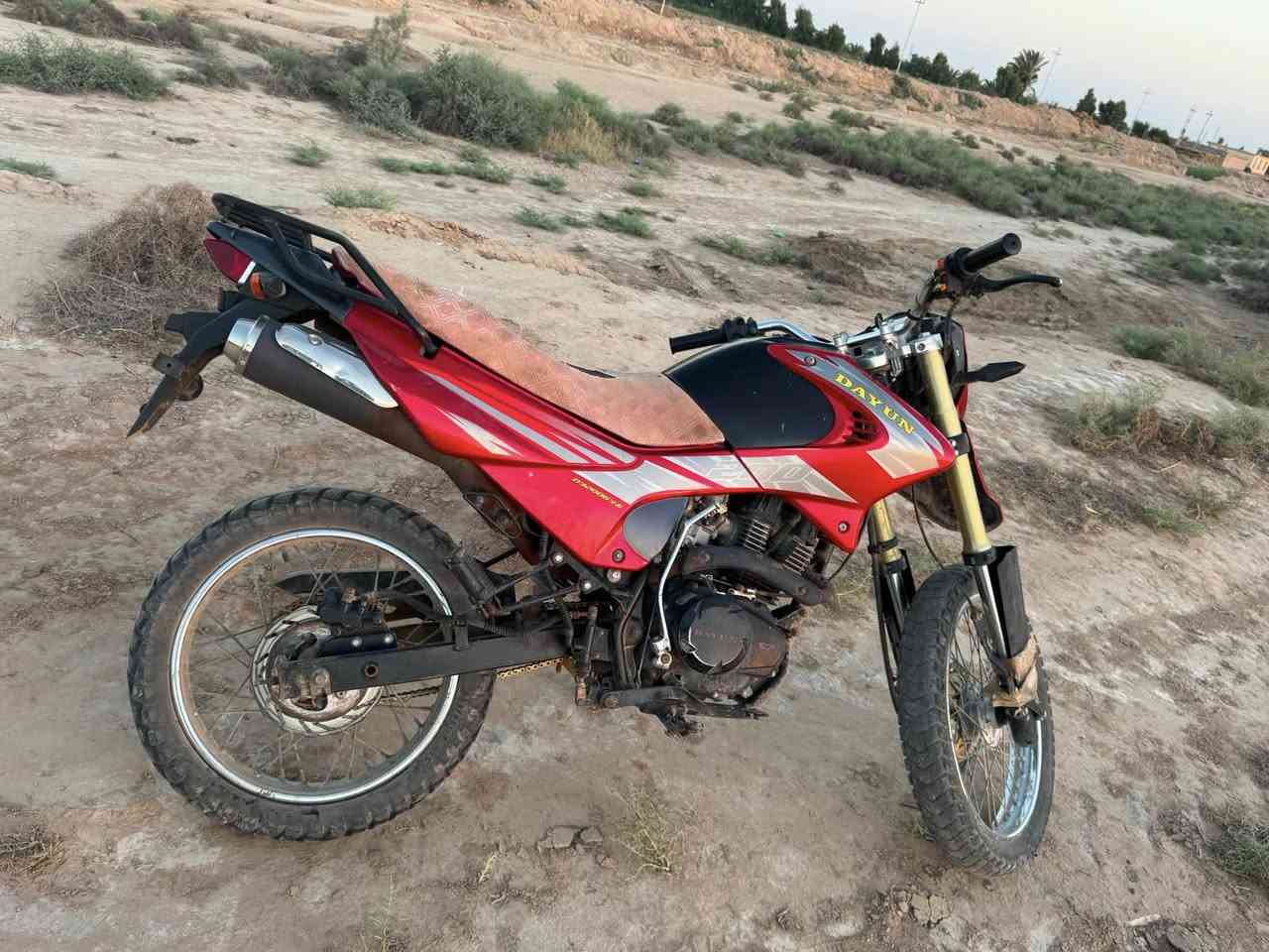 قفاز للبيع موديل 20مكفول كفاله عامه اكتروني وراق اصولي شرط الترقيم السعر خاص /***********
