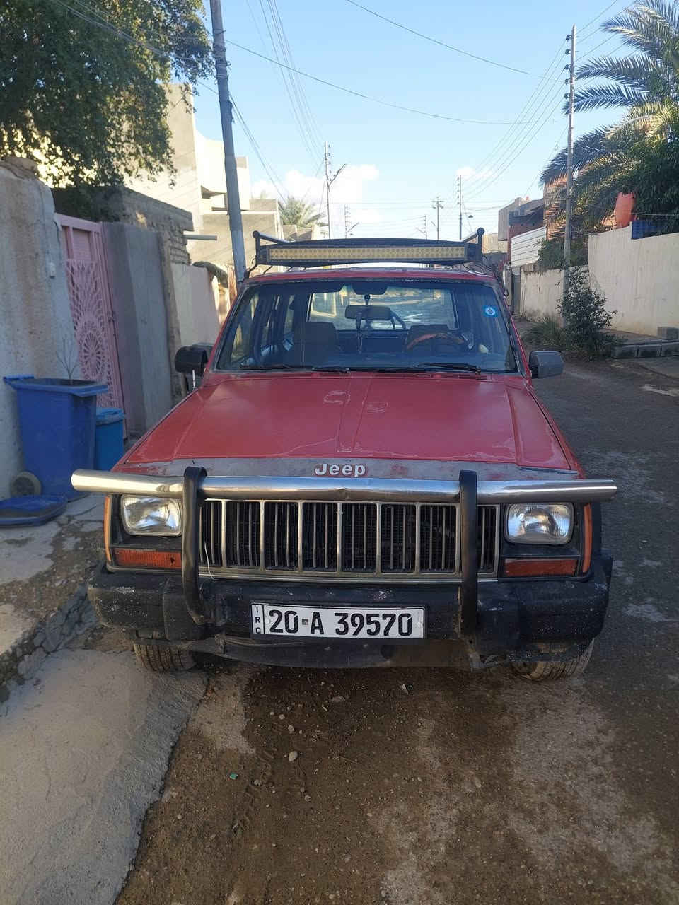 اسلام عليكم
جيب شيروكي شخاطه 

موديل 1993

سياره نقصهة فقط اكسل اشويه تعبان 

التحويل ثاني يوم 

الخالص هبهب 

رقم الهاتف 

***********

فقط اتصال او واتساب 

السعر 37🚗

بيهة مجال
