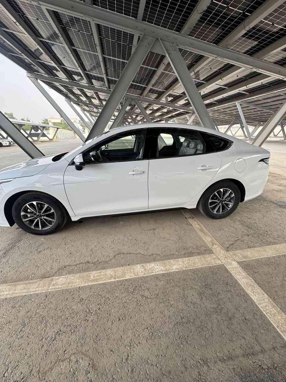 ‏سلام عليكم بوادي للبيع 2025 سيارة رقم بغداد مكان السيارة بغداد رقم الهاتف ‎***********/ السعر 20/￼￼ ￼ مليون￼￼
