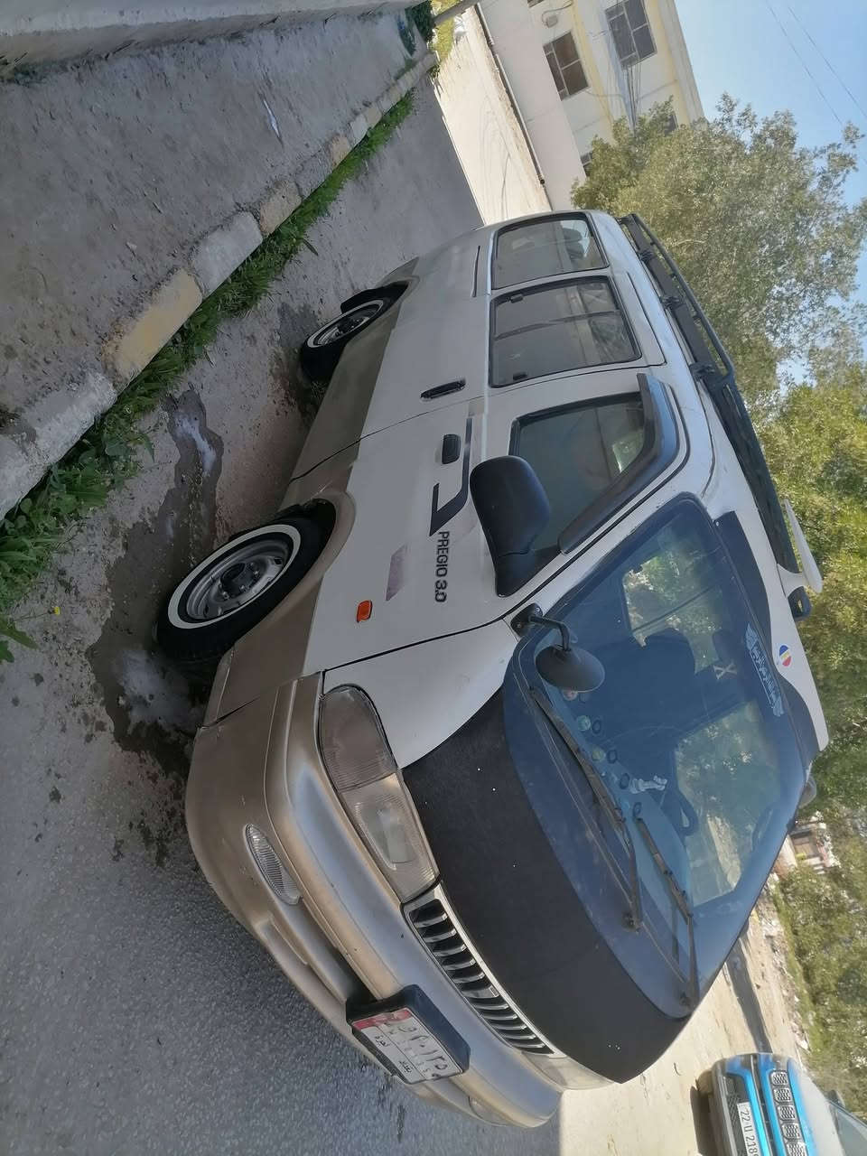 سلام عليكم بريجو للبيع موديل 97سنويه جديده ماصاقطه مكينه وكير وحداديه واكسن وكهربائيات كلها شغاله مصفرة هيئه عليها مرور 500ينكطع من سعر صفحه العبري بيها صبغ سعر 60وبيها مجال مكاني بابل يم جامعه بابل
***********

***********
