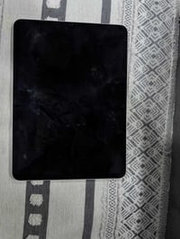 ايباد ام تو البطارية 81 الجهاز نضيف سعره575 الي يريده يحاجيني ع الوتسا...