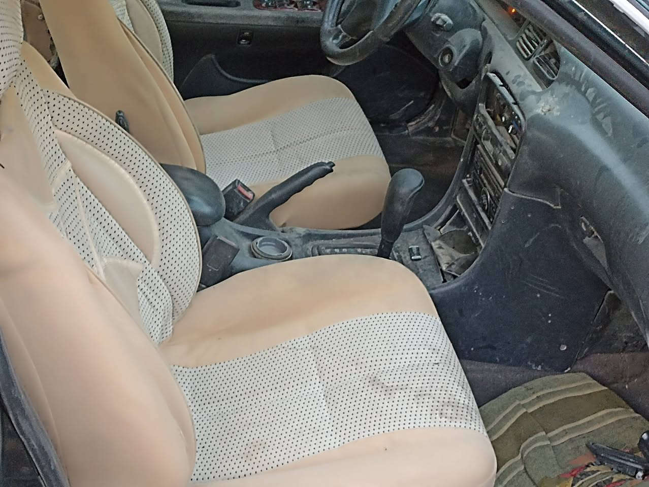 السلام عليكم سوناتا للبيع موديل ٩٤ بغداد سنويه نافذة قبل أيام كير اوتو جديد محرك خير من الله  صدرها زين زوج تايرات امامي جديد شرط مكاتبه مروري مباشرة بعد البيع السعر ٣٥ ،$عنواني بغداد حي اور***********
