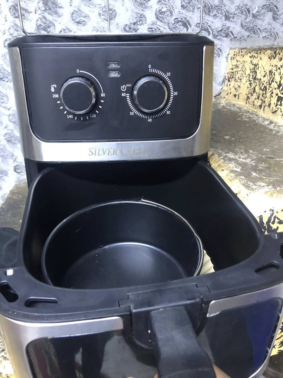 السلام عليكم قلايه كهربائيه للبيع مكان الشعب السعر ب٥٠ وبيها مجال


**إذا كنت صاحب هذا الإعلان وتريد حذفه لأي سبب، رجاءا أرسل رسالة إلى الدعم الفني**