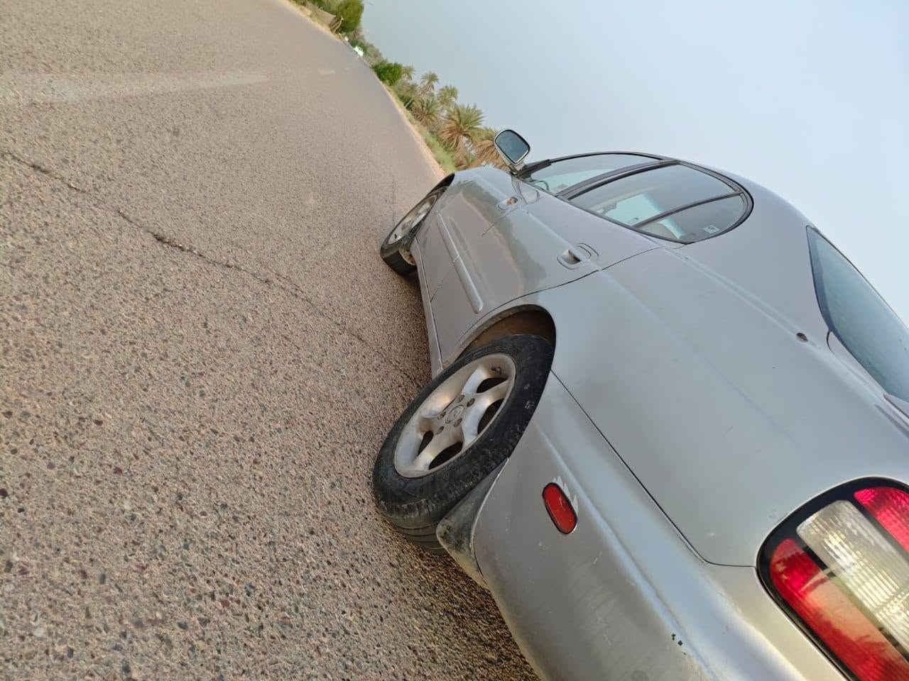 السلام عليكم.. دايو لكنزا موديل 2001 رقم بغداد انكليزي بأسمي السيارة كير اوتوماتيك.محرك مسكر الكهربائيات كلها شغاله جام كهربائي تبريد شغال خير من الله  مصبوغة عام  رايدها 45 مكاني بابل الشراي يتصل على الرقم***********
