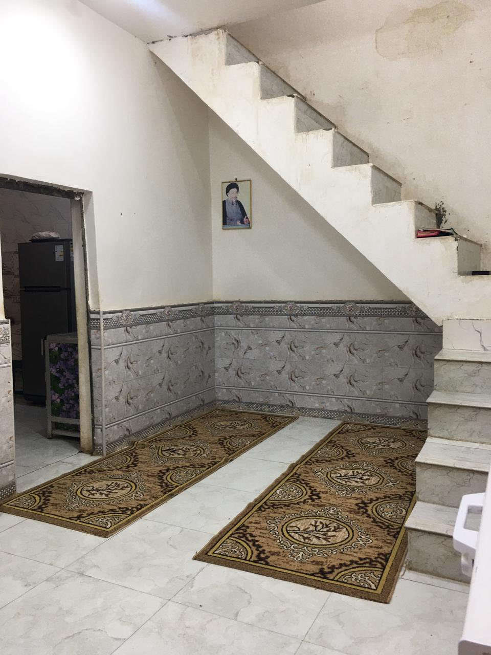 السلام عليكم بيت مساحه 100 بصف الركن بناء بلوك عكاده لبيت كلش جديد وحلو مكانه ناصريه منطقه سبل ثانيه قبل لاتوصل مكتب ابو ساره يباع مع لاثاث سبلت عدد 2 تانكي ماي وماطور وكيزر ومغاسل جاهز للسكن فورأ يحتوي على غرفه وصاله ومطبخ وصحيات ودوانيه السعر ٣٥ قفل اخوان بدون كسران سعر لسوك كلشي بي راسلنه ع خاص او واتساب كلشي متوفر قطع وبيوت وهياكل نقد وقسط ***********
