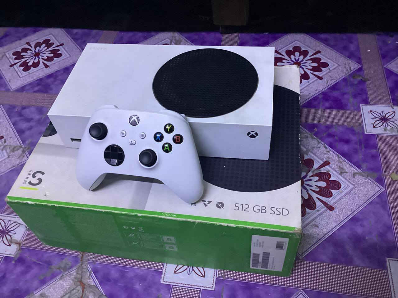 السلام علیکم Xbox sires s إصدار 2022 للبيع الجهاز غير مفتوح ولا مصلح الكارتون موجود لكن واير HDMI ما موجود و اليد بيهة درفت بالغير الأيمن فقط مع شاشة IPS من LG بتردد 100 HZ حجم 24 ممتازة مع الجهاز الشاشة استعمال قليل مع كامل ملحقاته مع ماوس و کیبورد و باد ماوس هدية ( نوعية عادية ) السعر 460 ألف قفل غير قابل للنقاش موقعي السماوة القشلة ولا يوجد توصيل التواصل على الخاص


**إذا كنت صاحب هذا الإعلان وتريد حذفه لأي سبب، رجاءا أرسل رسالة إلى الدعم الفني**
