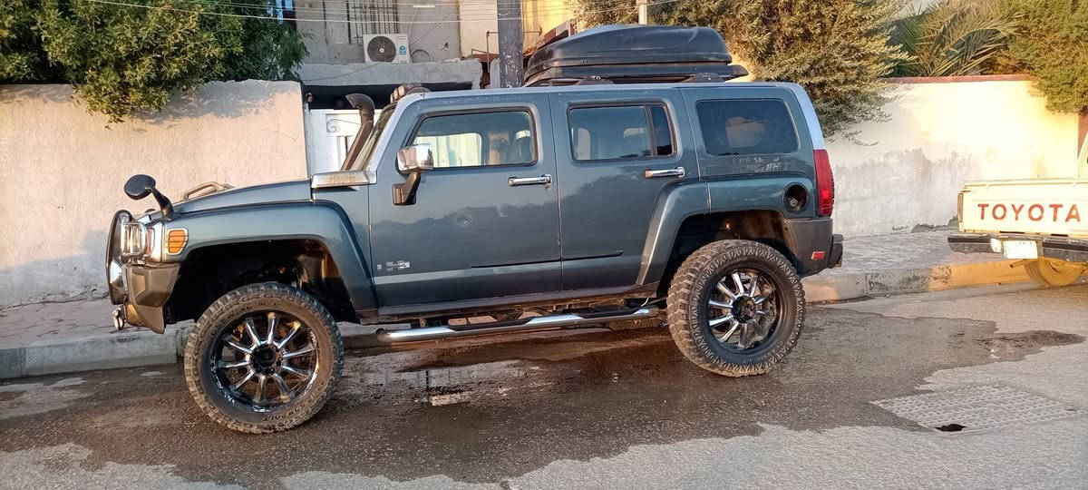 السلام عليكم   ..... مكلف بلنشر
همر H3  للبيع  السعر 95
مكينه تاهو V8/5300  
رقم بغداد  تحويل مباشر 
سياره لا ضربه ولا صبغ   بس عوزهه ترتيب نواقصه بصيطه  مكان السياره كوت داموك.. رقم صاحبه ***********
