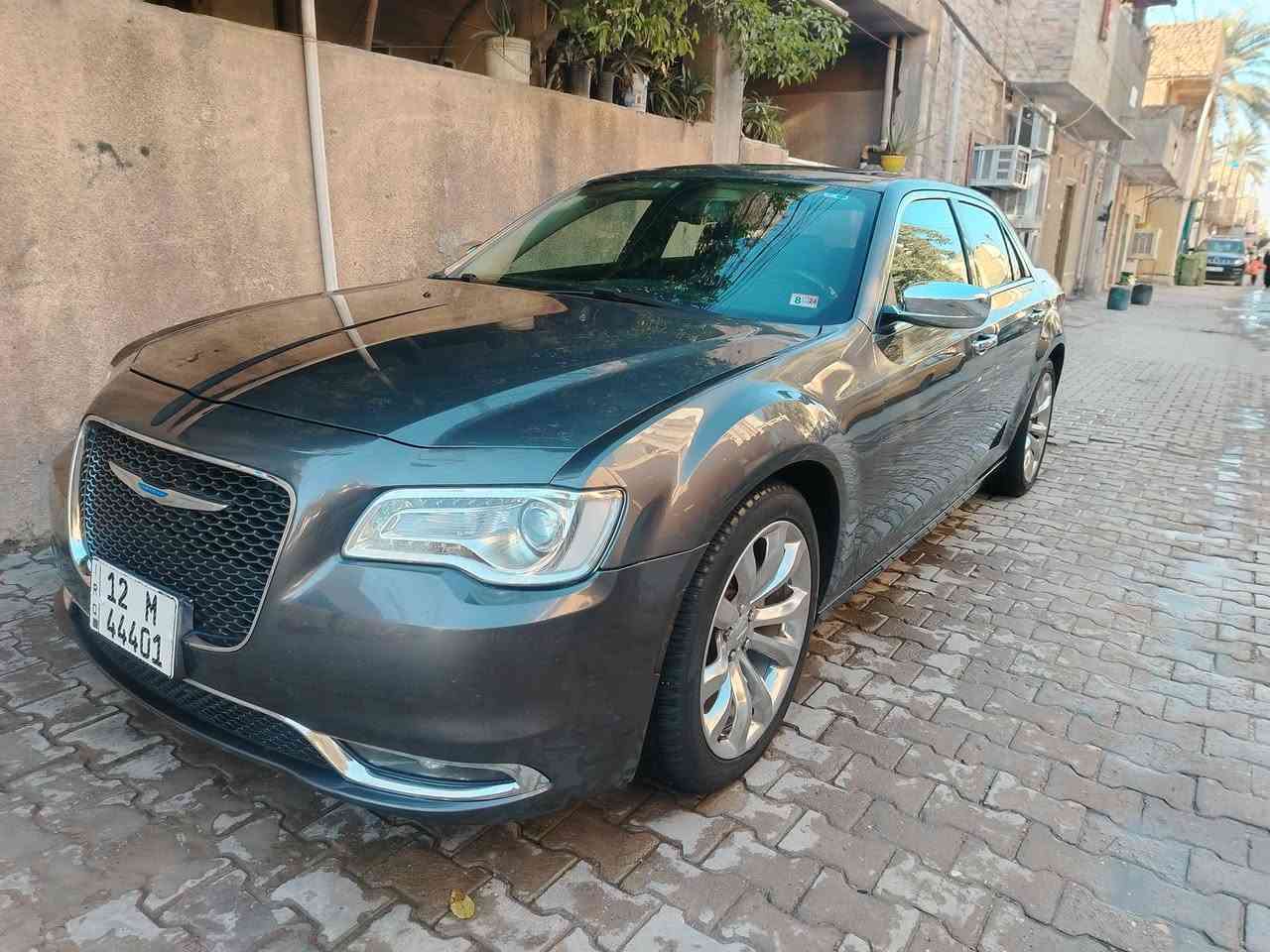 أوباما 2018 اصلا رقم نينوئ
كتاب ضباط دخول جديد وتسجيل جديد صار كم يوم
رقم مميز 44401/ماشيه 159 /الف mi
السيارة بيها صبغ نصف جاملغ خلفي وصبغ دعاميه خلفيه فقط /صور الحادث بالمنشور بدون ايرباك 
محرك كير حداديه كهربائيات كلها تمام ادامه جديده 
بانوراما /ستيرن تدفئه 
كشنات جلد كهرباء تدفئه تبريد امامي خلفي
ويا حجم /20
مكاني بغداد /الكرخ
***********
