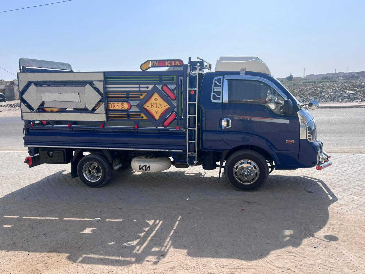 كيا بنجو موديل 13 صبغ جمالي مكان بصره الزبير كفاله السياره من ضربه المحرك مكمل محرك سبعه 125 وبيها مجال ***********
