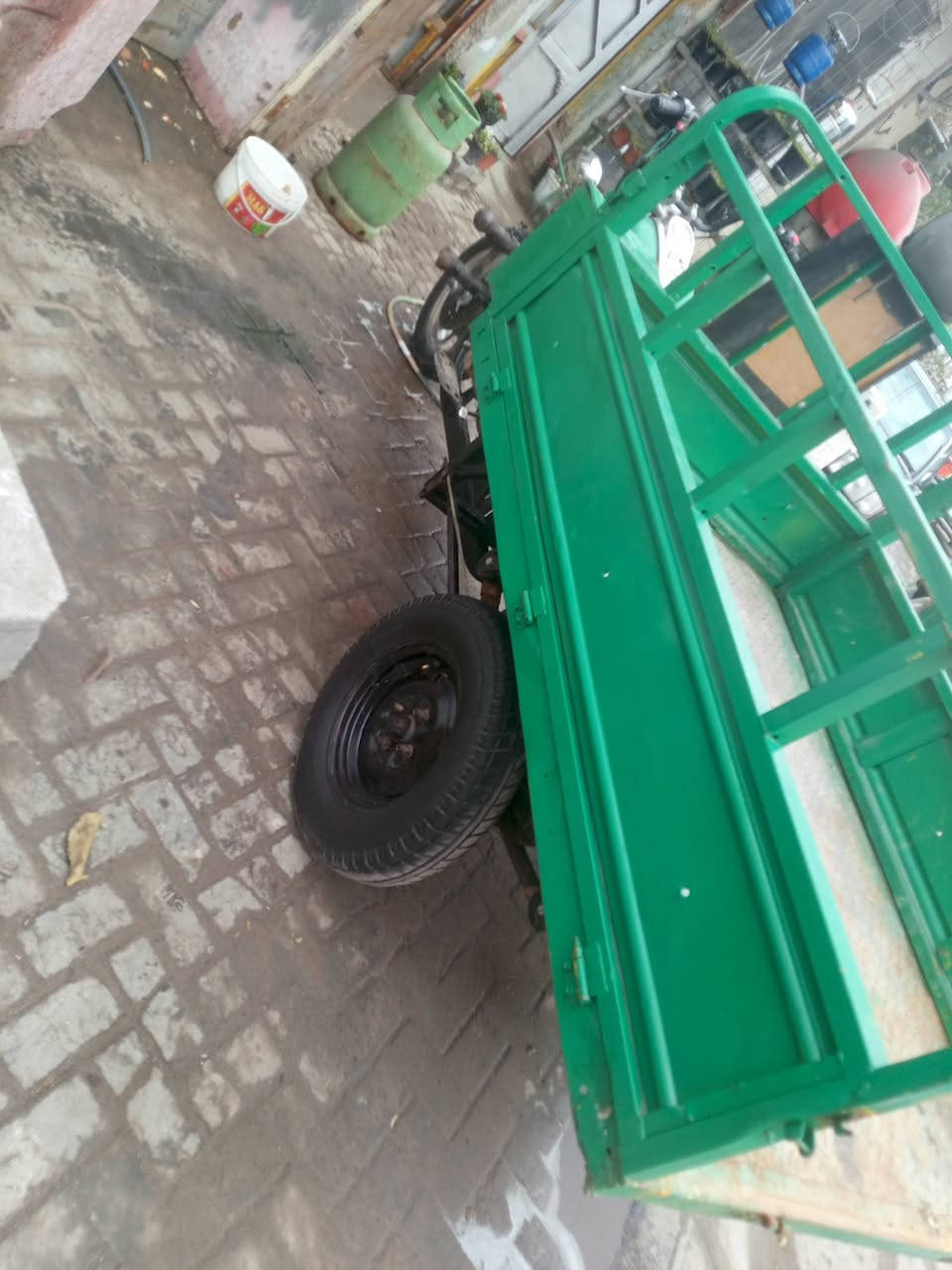 سلام عليكم ستوتة للبيع ام تي ار تعمير خضرة مديل 14مكينة جديدة اكسن برغي العنوان بصرة  قرب الساعة السعر 1000 بمليون وبيها مجال


**إذا كنت صاحب هذا الإعلان وتريد حذفه لأي سبب، رجاءا أرسل رسالة إلى الدعم الفني**