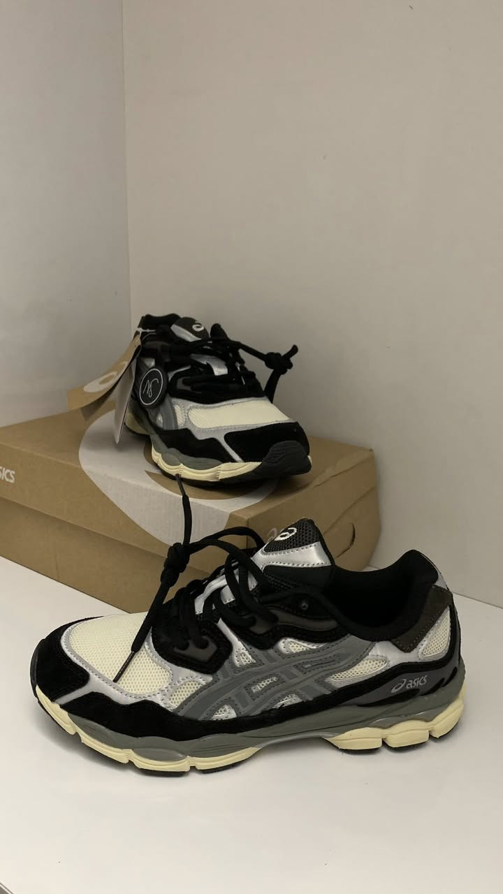 حذاء من براند asics
صناعه فيتنام باركود بلاستك اورجنال
قياس 42


**إذا كنت صاحب هذا الإعلان وتريد حذفه لأي سبب، رجاءا أرسل رسالة إلى الدعم الفني**