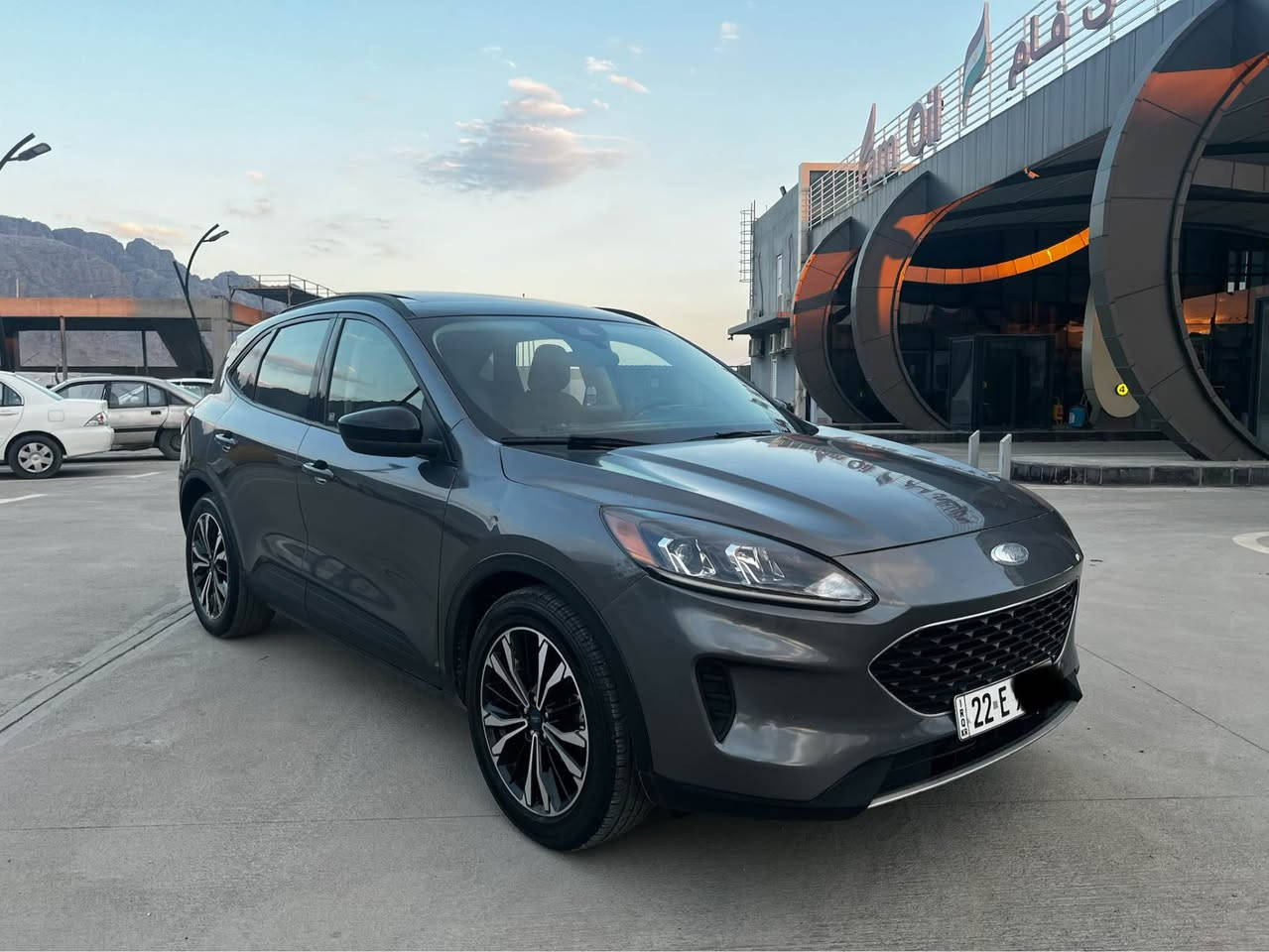 فۆڕد ئێسکەیپ ٢٠٢٢فوول مواسەفات ئێسئیپڵەس دووپارچەو پەڵەک ناوی نەگرتوە ئەڕباگ بەس سوکان ٣٢هەزار ڕۆیوە گێڕ ومەکینە بەشەرت سحر ١٤٣ گەڵا ژ.م*********** شوێن ڕانیە رانية, السليمانية
