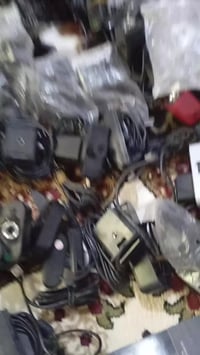 كاميرات للبيع العدد تقريبا90 سعر القطعه 5الاف شلع  07824877349