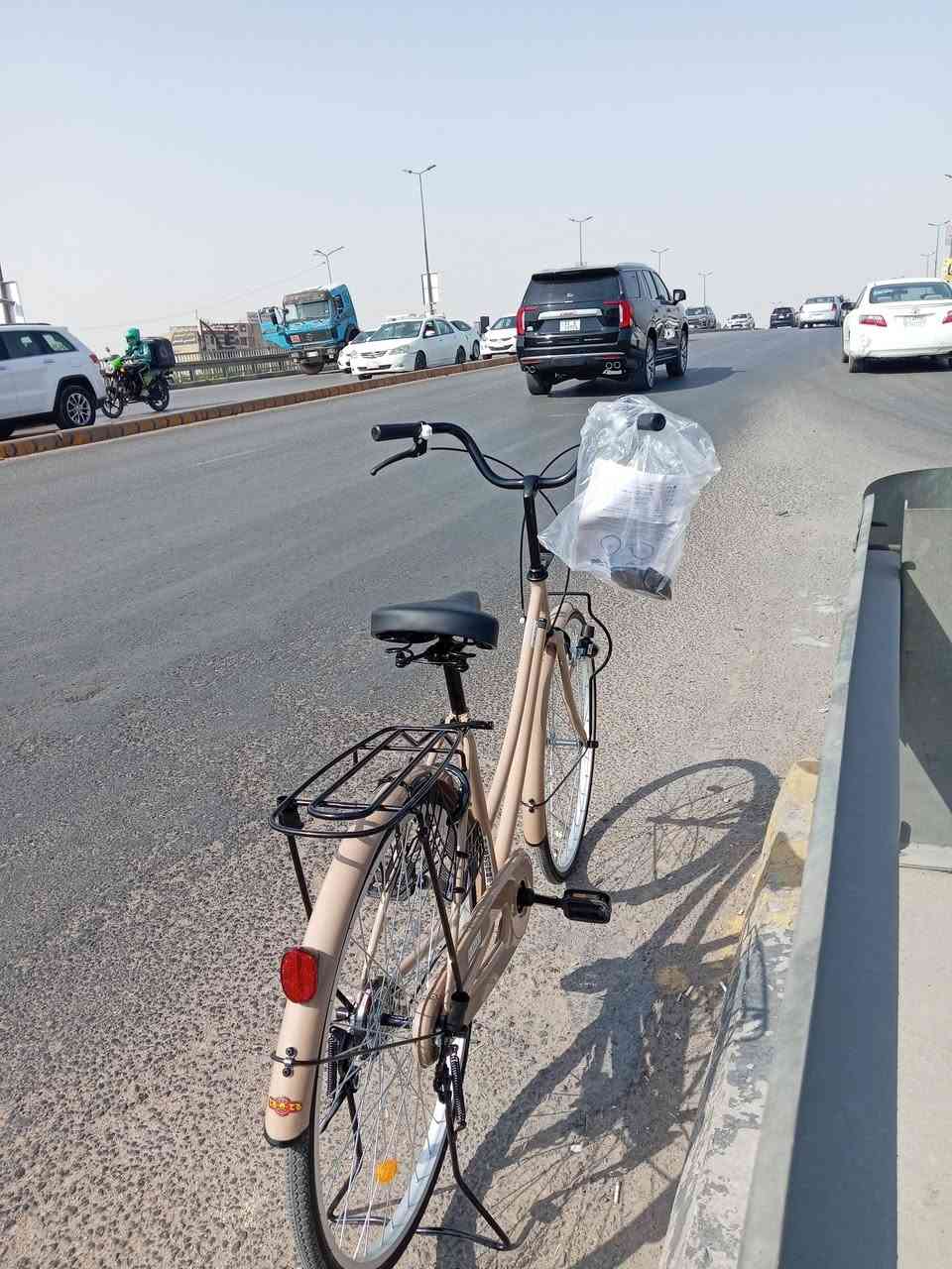 باسكال للبيع موديل 2018 ✅
شركت كولف ㊙️حجم 26 لون مميز صحراوي 🚳 نضافته 💯 قبل 3 اسابيع نزلته من كرار ابو النقش  غراضه كامله البلاديات
1 شبجه لون اسود 🈹
2 درع اسود ㊙️
3 داينمو زنون البلادي 🚳
4جرص بلادي لون اسود 💯
كتلوك كامل ㊙️
السعر 140قفل🔒
مكان نجف حي الندء شارع المجمعات خاص مفتوح 24 ساعه المو شراي لا يجي خاص


**إذا كنت صاحب هذا الإعلان وتريد حذفه لأي سبب، رجاءا أرسل رسالة إلى الدعم الفني**