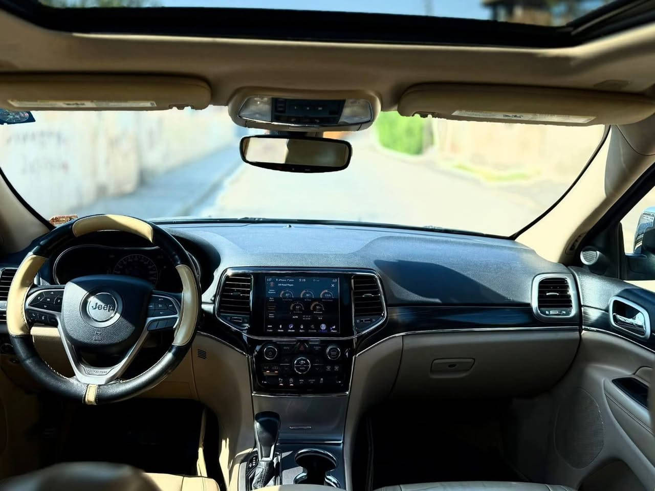 السلام عليكم
كراند شيروكي ٢٠١٩ لمتد
رقم بغداد بأسمي السيارة ماشية ٥٣ الف ميل قابل للزيادة حجم المحرك ٣٦٠٠ مكفول هوة والكير من الفتح او التصليح
وارد امريكي بدون ايرباك بدون شاصي بدون ضرر داخلي الضربة جدا خفيفة طرف البنيد الجهة اليمنى الجاملغات الامامية مفتوحة بامريكا السيارة فقط البنيد مصبوغ صور الحادث والسونار مرفوقة
مواصفاتها فول
فتحة
بصمة
تشغيل عن بعد
انطفاء ذاتي عند التوقف لتقليل الاستهلاك
تحكم ستيرن كامل
ماوس تحكم وضعيات القيادة
رادار جانبي ورادار خلفي
صندوق كهرباء
تحكم كشنات كهرباء
كشنات جلد تدفئة كشنات مع تدفئة ستيرن
خزن كرسي ميموري
هيتر بالمري
شاشة كبيرة 
تبريد امامي وخلفي
اشاير بالمري لايت زينون بلادي
السعر ٢٣٥ وبيها مجال بسيط جدا
المكان بغداد باب الشيخ ***********
