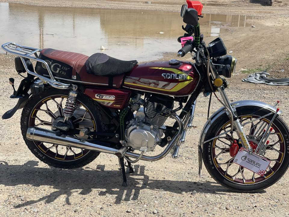 السلام عليكم
سيفان محرك شرط ماملعوب بي

دراجه كلش حلوه ونضيفه 

السعر 750
وبي مجال 
***********
