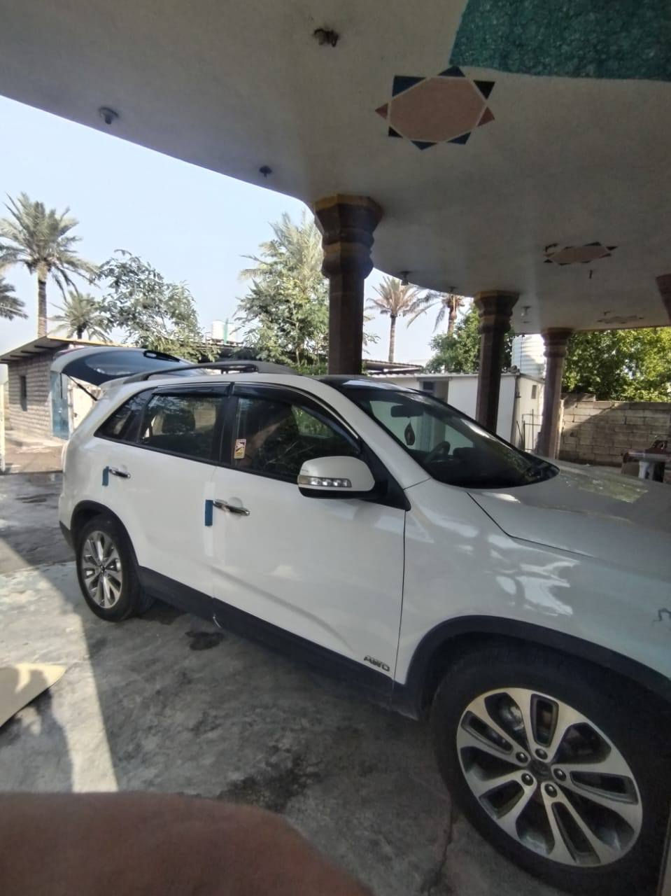 سورنتو البيع موديل 2013 امىيكي ااحادث مجفيه ابيع من عده ااكص مصبوغ عام ***********
