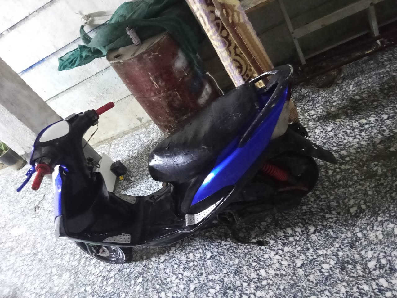 سلام عليكم
ماكس عدله للبيع مفتوحه 55 شغاله سلف هندر كامله من طول للطول نقصه ترتيب بسيط سعر خاص مكاني ناصريه مركز حي اريدو 
رقمي ***********
