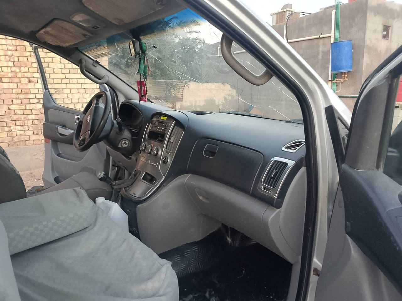 استاركس للبيع مديل٢٠٠٩كيرعادي الاستفسار عالرقم***********

