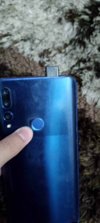 اعلان • تفاصيل قليلة • موبايل تابلت