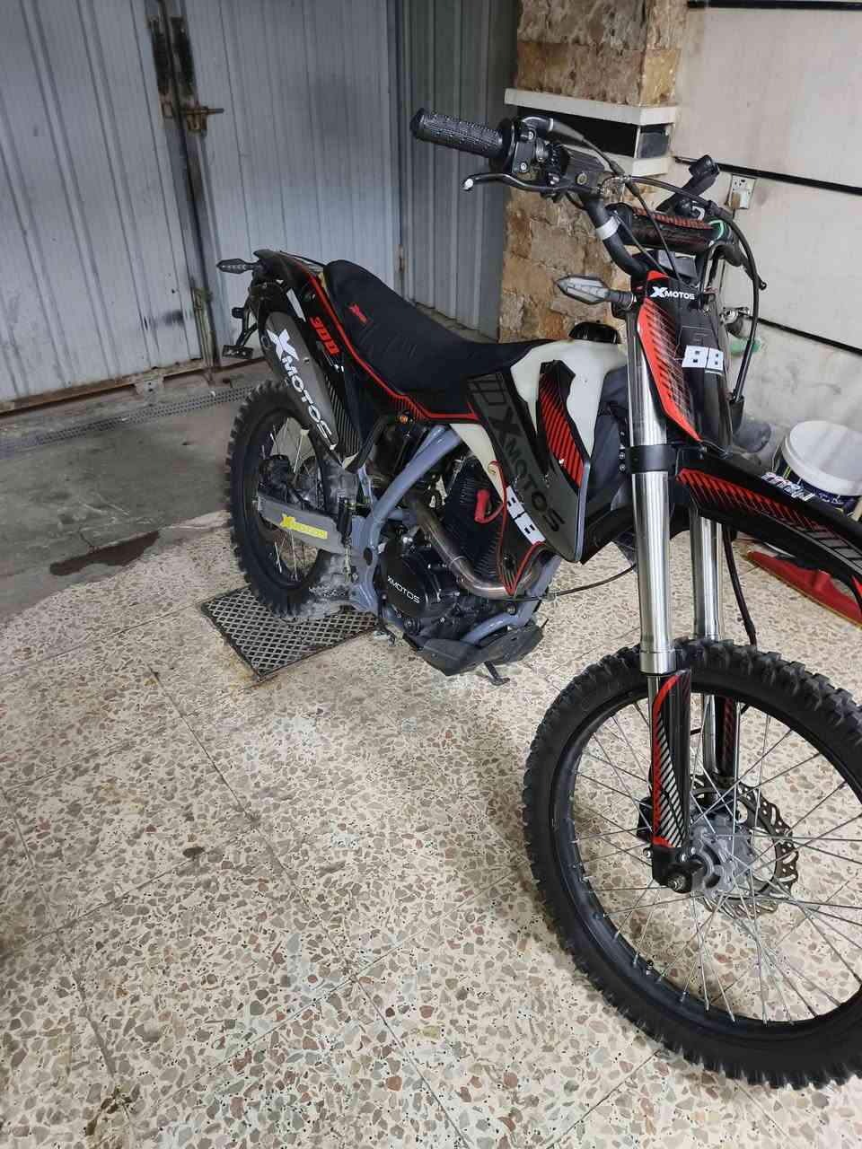 قفاز موتوس مرقم أربيل
موديل 2024 السعر 2200 وبيه مجال 
مكاني الزعفرانيه 
رقم ***********
