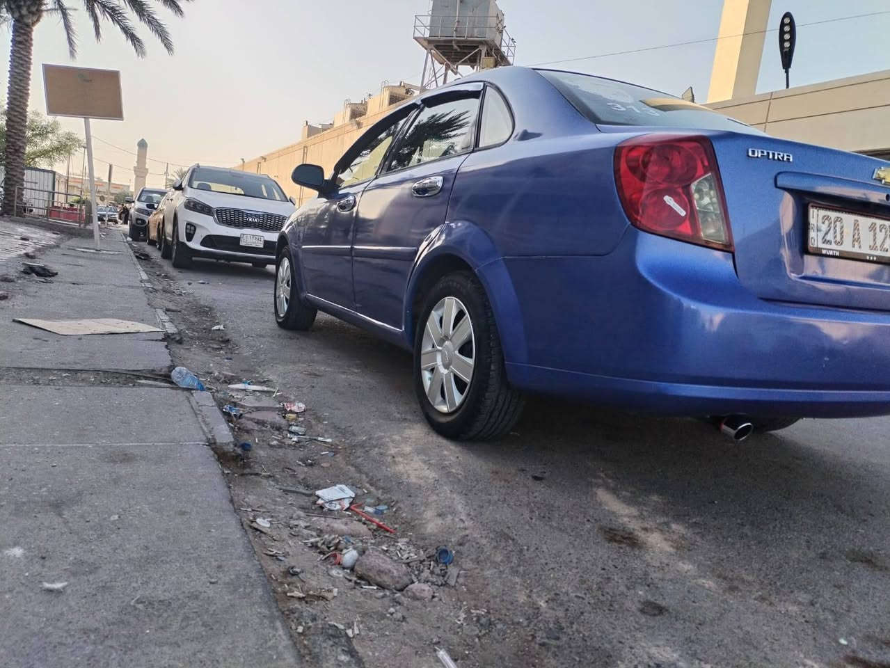 السلام عليكم اوبترا 2006 سيارة كير مكينة خير من الله  حدادية جديدة تخم تاير جديد السيارة مكفولة من ظربة ومن تبديل مصبوغة عام اثر جراد  السعر 70 وبيها مجال مكان السيارة واسط اي استفسار هذا رقمي ***********
