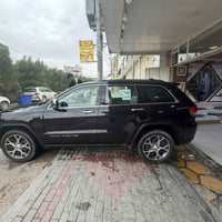 جيب كراند شيروكي لمتدد بلاص ام ال 3 شاشات فول موصفات مكفوله كفاله عامه...