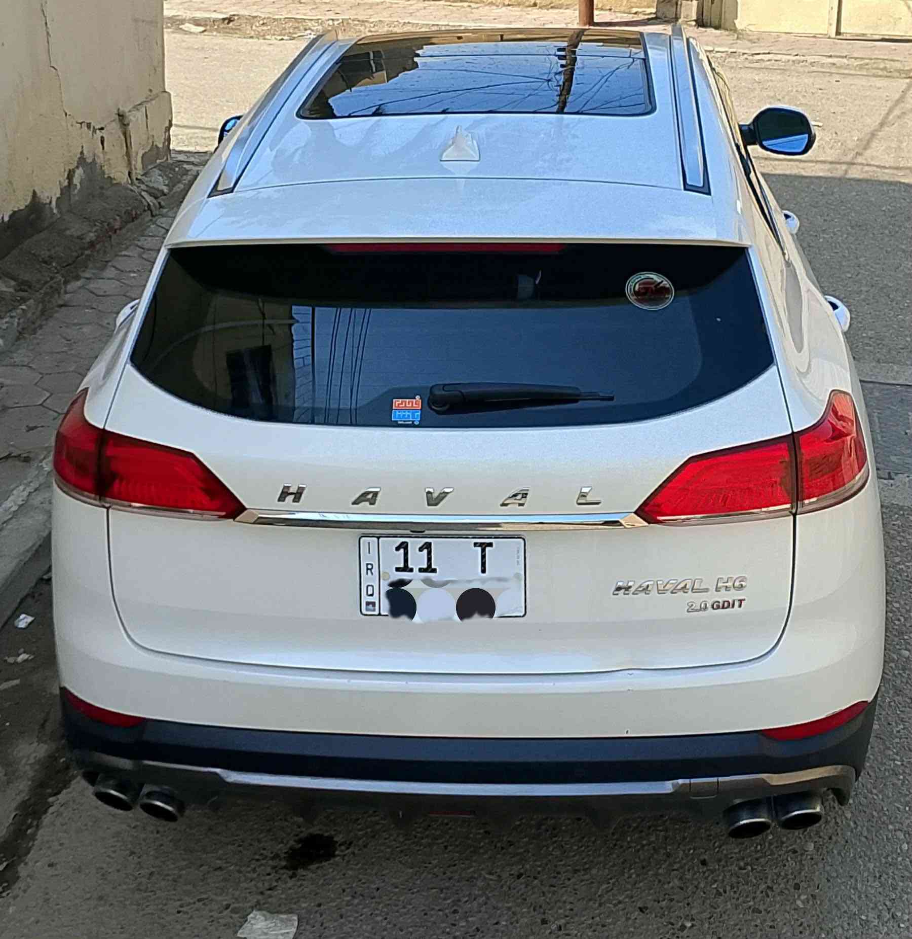 هافال H6 موديل 2020  للبيع
‏‎ماشيه 41 الف كيلو 
‏‎محرك ٢٠٠٠ تيربو 
‏‎فول مواصفات 
‏‎سلايد روف 
‏‎بصمة 
‏‎شاشه كبيرة لمس اضافة الى ماوس للتحكم بالشاشه
‏‎كامرة خلفية + كامرة امامية + كامرات جانبية  صورة ٣٦٠ درجة 
‏‎الانارة الداخلية لد
‏‎هاند بريك بصمة + نظام هاند بريك مؤقت بالازدحامات
‏‎كشنات جلد لون جوزي 
‏‎تحكم ستيرن كامل + شفتات للكير بالاستيرن 
‏‎كشنات كهرباء 
‏‎نظام ذاكرة ٣ وضعيات لكشن السائق + نظام ذاكرة لوضعية المرايا الجانبية 
‏‎تبريد امامي و خلفي 
‏‎نظام تدفئة للكشنات
تدفئة ستيرن  
‏‎الداش بورد الكتروني يحتوي ٣ ثيمات مختلفة 
‏‎ثلاث انظمة للقيادة ( سبورت + ايكو + عادي ) 
‏‎ثلاثة انظمة للستيرن 
‏‎حساسات امامية + حساسات خلفية و على الجوانب 
‏‎فتح و غلق المرايات جانبية كهرباء 
‏‎مرآة الداخلية ذكية 
‏‎لد امامي + لد خلفي للضباب ( تكدر تطفيه و اتشغله ) 
‏‎نظام المحافظة على المسار + التنبيه
‏‎نظام كروز سرعة 
‏‎نظام قياس ضغط الاطارات 
‏‎رادار جانبي 
‏‎اصطفاف تلقائية ( auto park) 
..
‏‎السيارة رقم جديد 
‏‎السعر 130 وبيها مجال 
مكان السيارة بغداد
الضربات موضحه بالصور 
رقم الهاتف:***********
